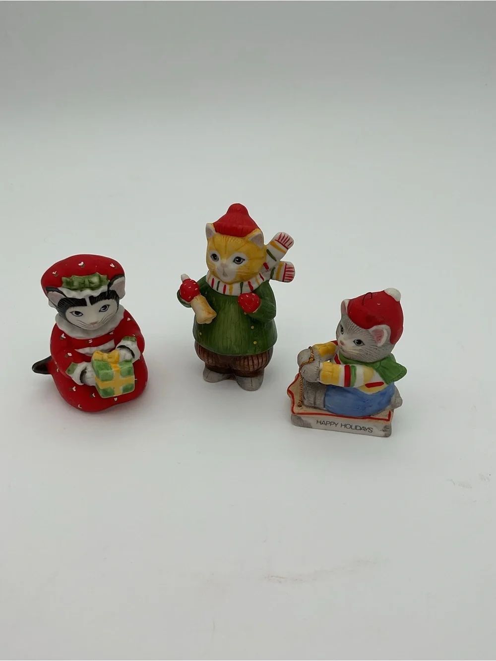 Vintage 1985 Schmid Kitty Cucumber Holiday Kitten Figurine Set